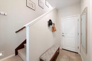 Photo #4: ML82023796 Listing 