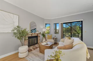 Photo #2: ML82023849 Listing 