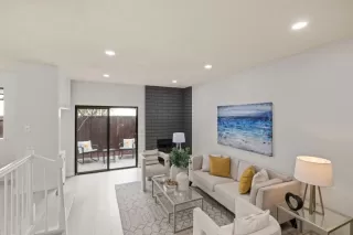 Photo #2: ML82023873 Listing 