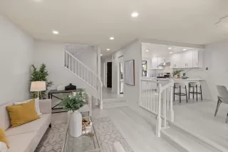 Photo #4: ML82023873 Listing 