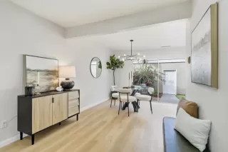 Photo #5: ML82023919 Listing 