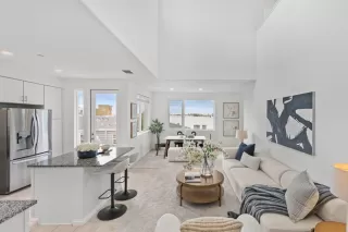 Photo #3: ML82023930 Listing 