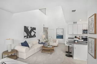 Photo #6: ML82023930 Listing 