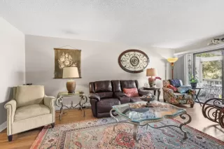 Photo #2: ML82023935 Listing 