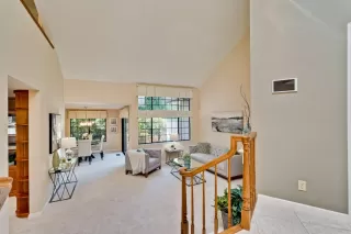 Photo #4: ML82023978 Listing 