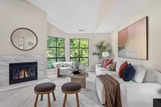 Browse active condo listings in MYRTLE PLACE