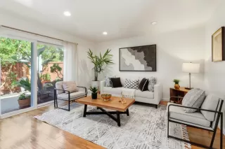 Photo #4: ML82024058 Listing 