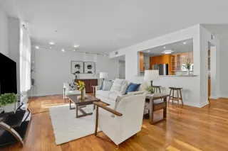 Photo #4: ML82024088 Listing 