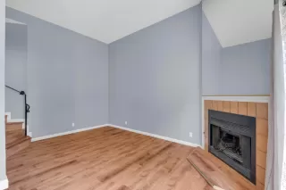 Photo #5: ML82024315 Listing