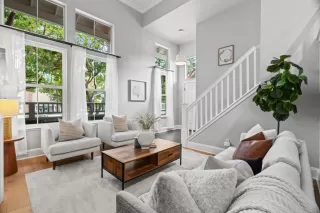 Photo #4: ML82024378 Listing 