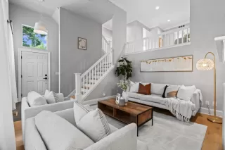 Photo #5: ML82024378 Listing 