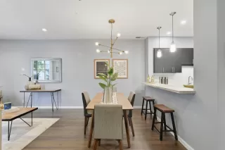 Photo #6: ML82024385 Listing 