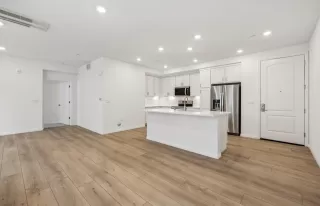 Photo #4: ML82024439 Listing