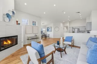 Photo #4: ML82024472 Listing 