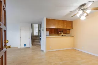 Photo #5: ML82024505 Listing 