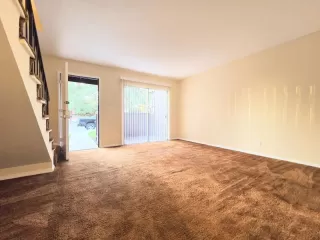 Photo #3: ML82024629 Listing 