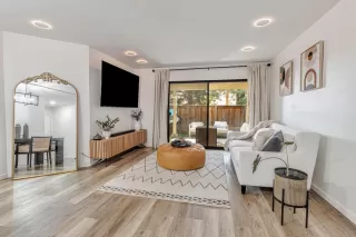 Photo #4: ML82024735 Listing 