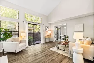 Photo #4: ML82024751 Listing 