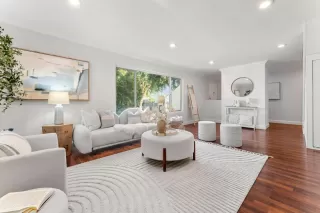 Photo #5: ML82024830 Listing 