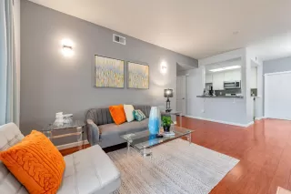 Photo #5: ML82024840 Listing 