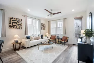 Photo #3: ML82024946 Listing 