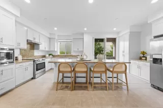 Photo #6: ML82024969 Listing 