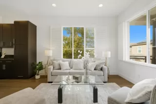 Photo #4: ML82025011 Listing