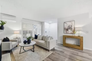 Photo #3: ML82025023 Listing 