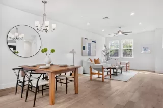 Photo #4: ML82025030 Listing