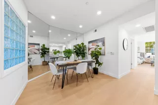 Photo #6: ML82025086 Listing 