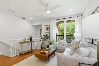 Photo #4: ML82025098 Listing 