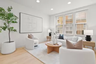 Photo #4: ML82025103 Listing 