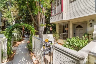 Photo #4: ML82025218 Listing