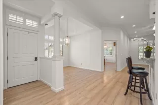 Photo #4: ML82025355 Listing 