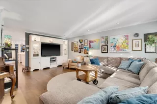 Photo #4: ML82025373 Listing 