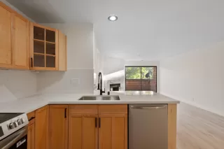 Photo #4: ML82025426 Listing 