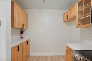 Photo #5: ML82025426 Listing 