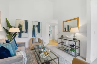 Photo #4: ML82025464 Listing 