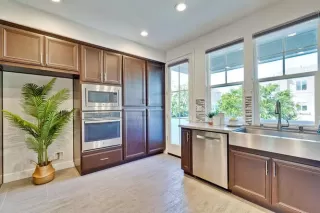 Photo #5: ML82025539 Listing 