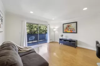 Photo #4: ML82025562 Listing 