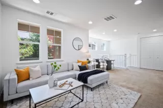 Photo #1: ML82025658 Listing 