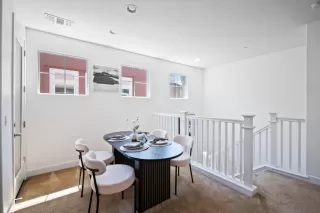 Photo #2: ML82025658 Listing 