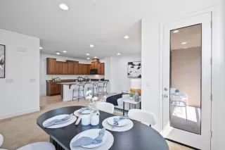 Photo #3: ML82025658 Listing 