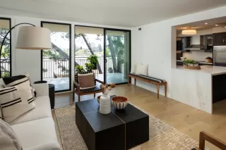 Photo #4: ML82025673 Listing 