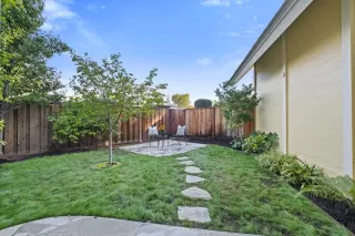 Photo #2: ML82025699 Listing 