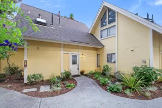 Photo #4: ML82025699 Listing 