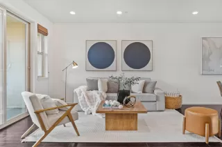 Photo #2: ML82025708 Listing 