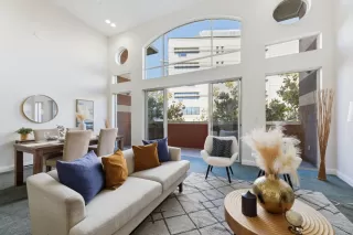 Photo #5: ML82025725 Listing 