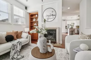 Photo #5: ML82025735 Listing