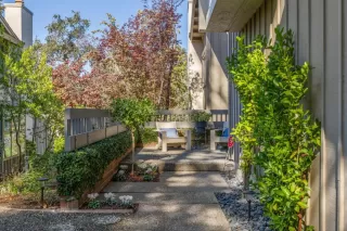 Photo #2: ML82025757 Listing 